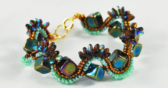 Wet Rocks Beaded Bracelet - Svetlana.gallery