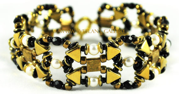 Aya Bracelet Tutorial. Easy and quick bracelet to make!