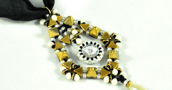 Funtile Pendant, part of a Funtile Necklace Pattern as a separate creation