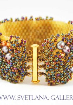 Merry Berry Pearl Bracelet