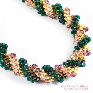 Lana's Fancy Spiral with Czech disk beads - Two spirals woven into one - Bead Pattern Gallery