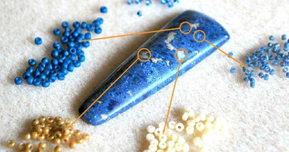 The easiest way to select colors for bead embroidery