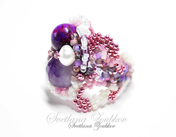 Freeform Peyote Ring by Svetlana - Side View